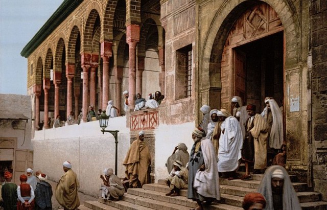 800px-Tunis_mosque_1899